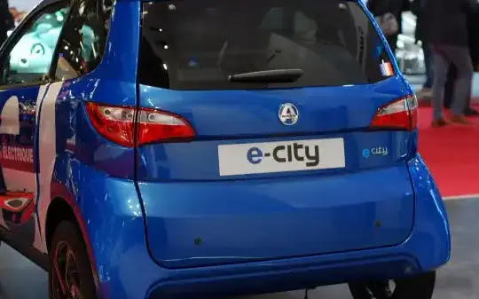 2018 Aixam eAIXAM COMPACT - Photo 1