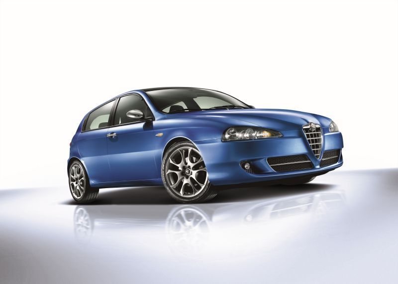 2004 Alfa Romeo 147 (facelift 2004) 5-doors - Photo 1