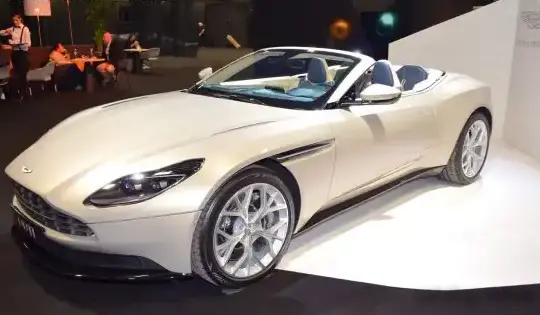 2019 Aston Martin DB11 Volante - Photo 1