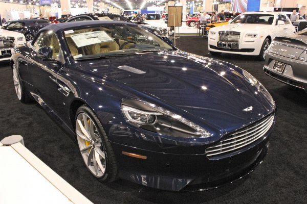2015 Aston Martin DB9 GT Volante - Photo 1