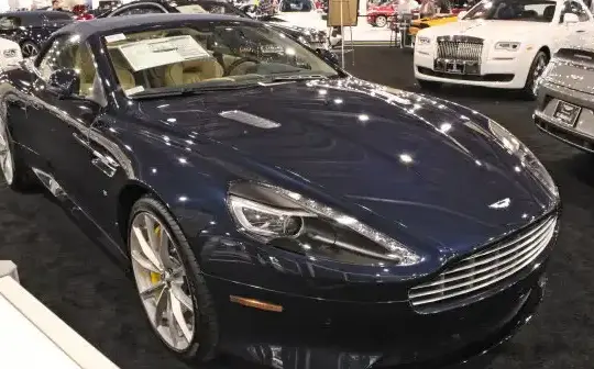 2015 Aston Martin DB9 GT Volante - Photo 1