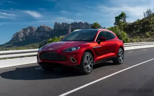 2020 Aston Martin DBX - Photo 1