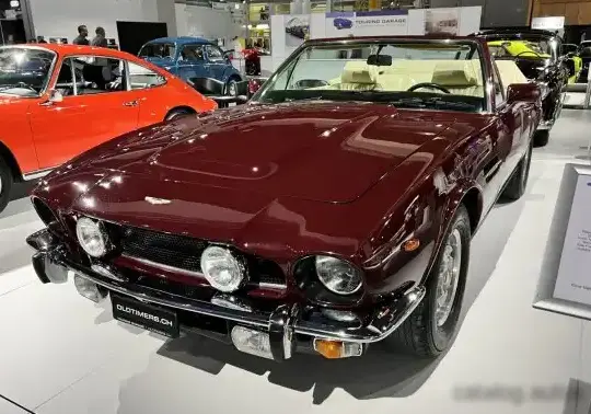 1977 Aston Martin V8 Volante - Photo 1