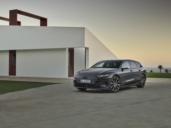 2025 Audi A6 Avant e-tron (GH) - Photo 1