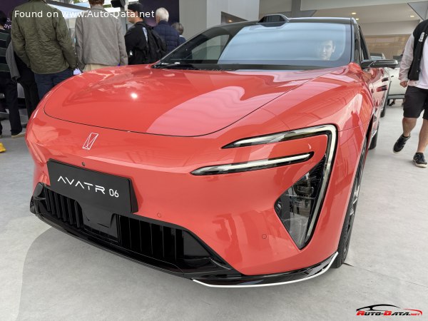 2025 Avatr 06 - Photo 1