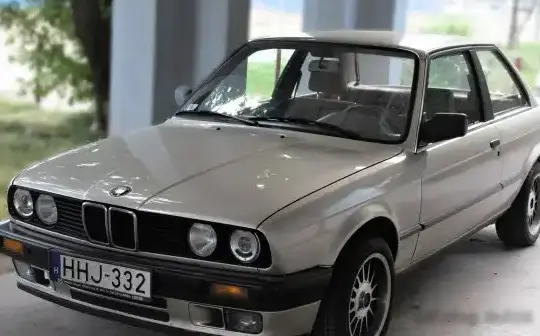 1987 BMW 3 Series Coupe (E30, facelift 1987) - Photo 1