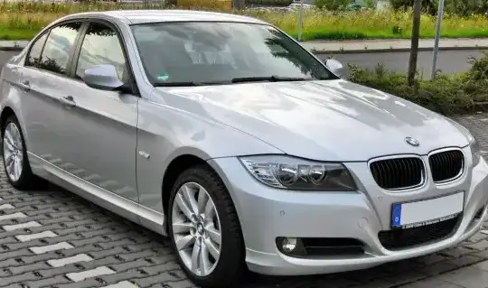 2009 BMW 3 Series Sedan (E90 LCI, facelift 2008) - Photo 1