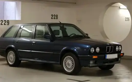 1988 BMW 3 Series Touring (E30, facelift 1987) - Photo 1
