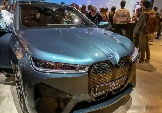 2022 BMW iX (i20) - Photo 1