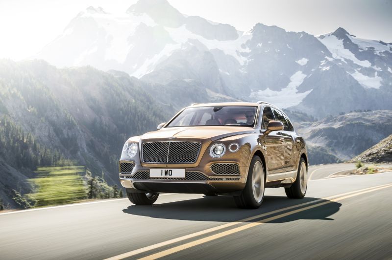 2016 Bentley Bentayga - Photo 1