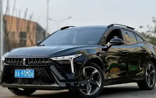 2022 Bestune B70S - Photo 1