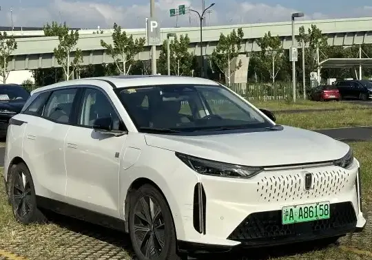 2020 Bestune E01 - Photo 1