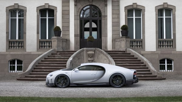 2017 Bugatti Chiron - Photo 1