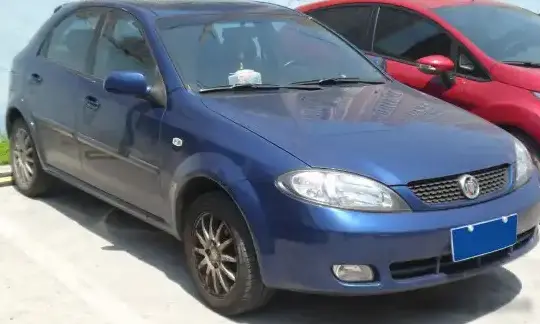 2004 Buick HRV Excelle - Photo 1