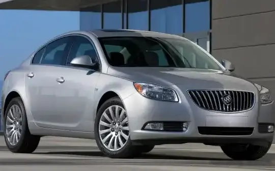 2009 Buick Regal V Sedan - Photo 1