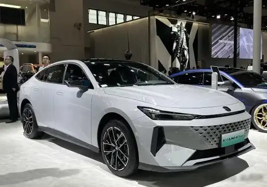 2024 ChangAn UNI-V II - Photo 1
