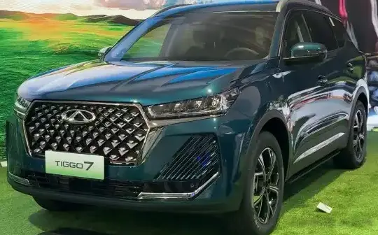 2023 Chery Tiggo 7 II (facelift 2023), (Global market) - Photo 1