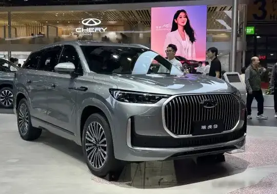 2025 Chery Tiggo 9 (facelift 2024) - Photo 1