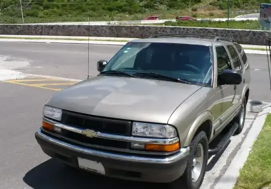 1999 Chevrolet Blazer II (4-door, facelift 1998) - Photo 1