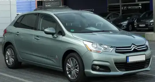 2011 Citroen C4 II Hatchback (Phase I, 2010) - Photo 1