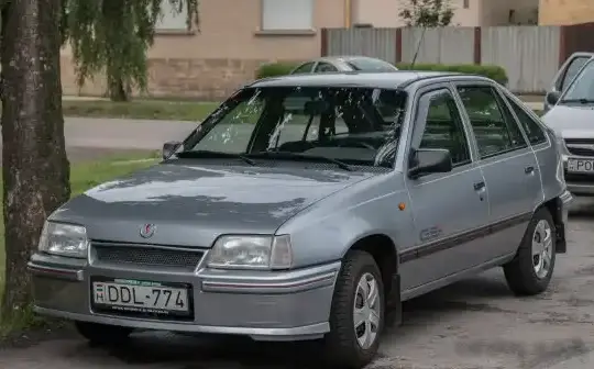 1986 Daewoo Racer Hatchback - Photo 1