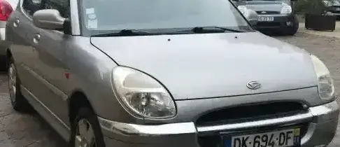 1998 Daihatsu Sirion (M1) - Photo 1