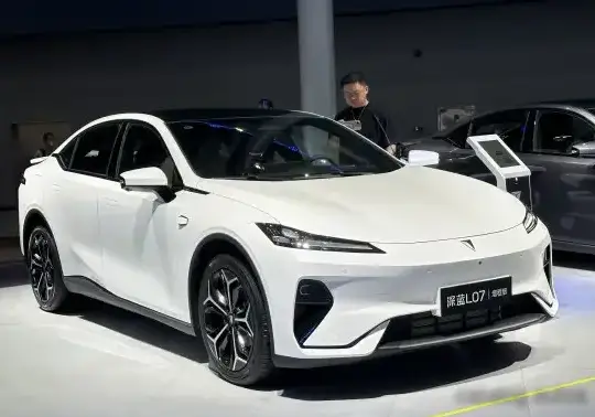 2025 Deepal L07 - Photo 1