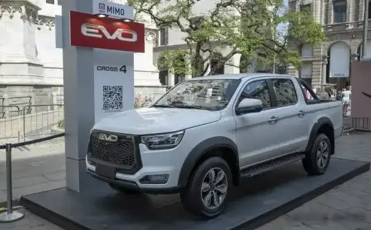 2022 EVO Cross4 - Photo 1