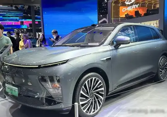 2024 Exeed Sterra ET - Photo 1