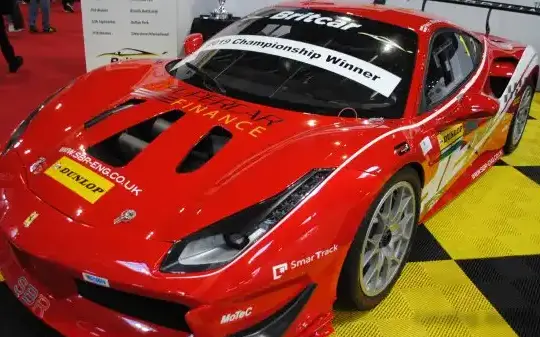 2016 Ferrari 488 Challenge - Photo 1