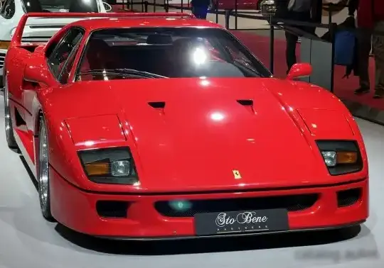 1987 Ferrari F40 - Photo 1