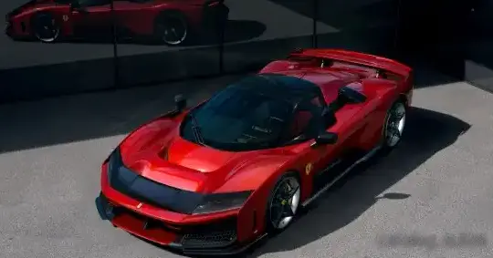 2025 Ferrari F80 - Photo 1