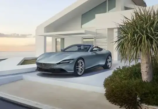 2023 Ferrari Roma Spider - Photo 1