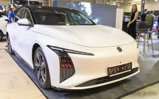 2024 Forthing Xinghai S7 - Photo 1