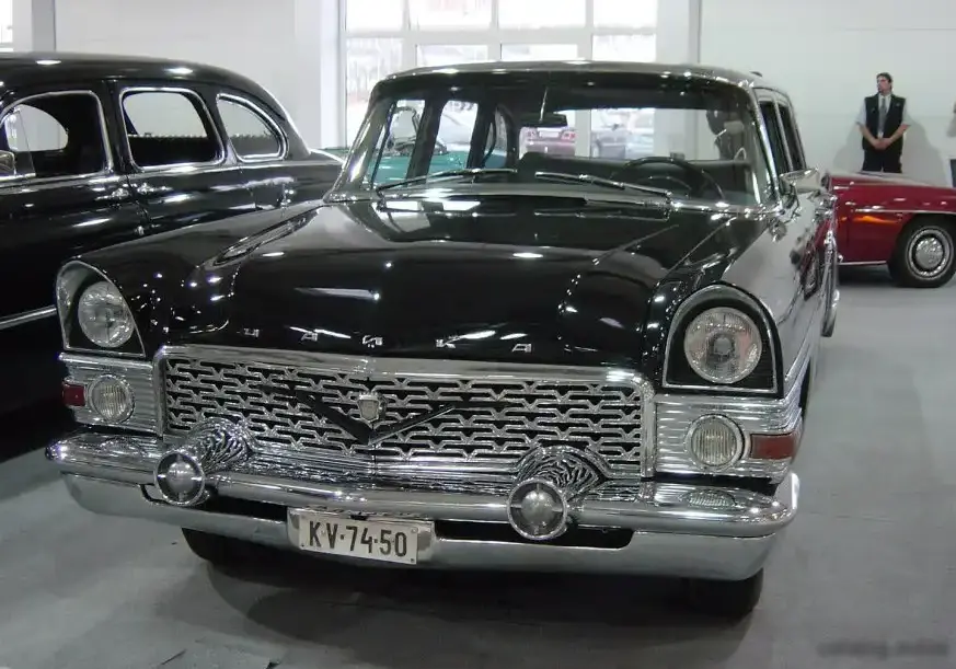 1959 GAZ 13 - Photo 1