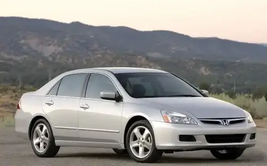 2006 Honda Accord VII (North America, facelift 2005) - Photo 1