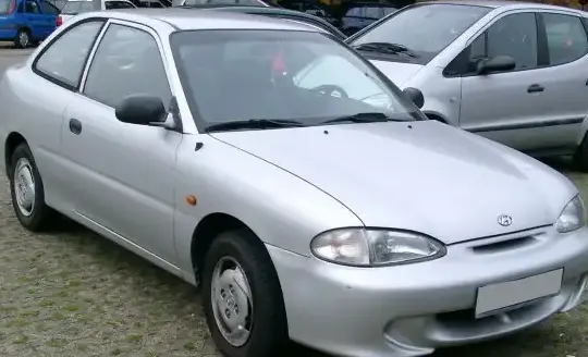 1995 Hyundai Accent Hatchback I - Photo 1