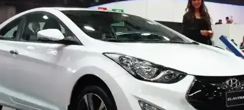 2013 Hyundai Elantra V Coupe - Photo 1