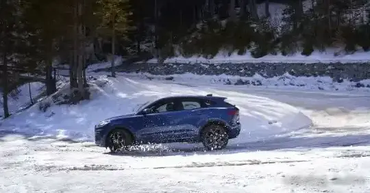 2021 Jaguar E-Pace (facelift 2020) - Photo 1