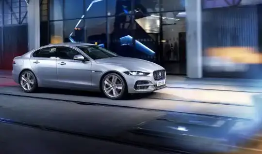 2021 Jaguar XE (X760, facelift 2020) - Photo 1