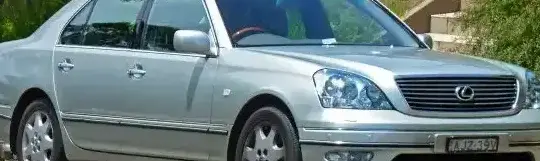 2001 Lexus LS III - Photo 1