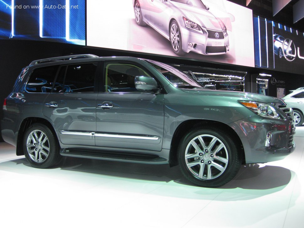 2013 Lexus LX III (facelift 2012) - Photo 1