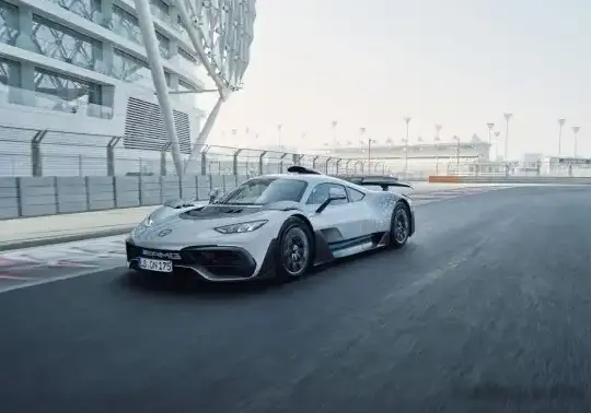 2023 Mercedes-Benz AMG ONE - Photo 1