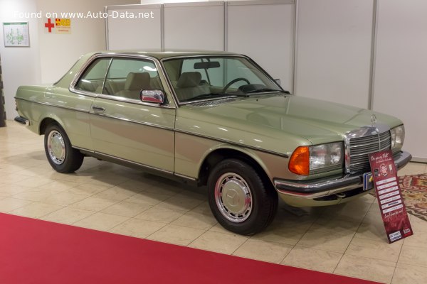 1977 Mercedes-Benz C123 - Photo 1