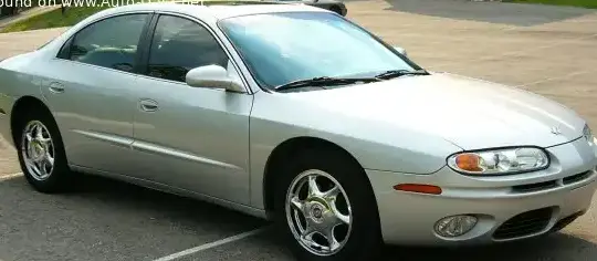2001 Oldsmobile Aurora II - Photo 1