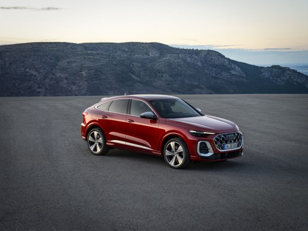 2025 Audi SQ5 III Sportback - Photo 1