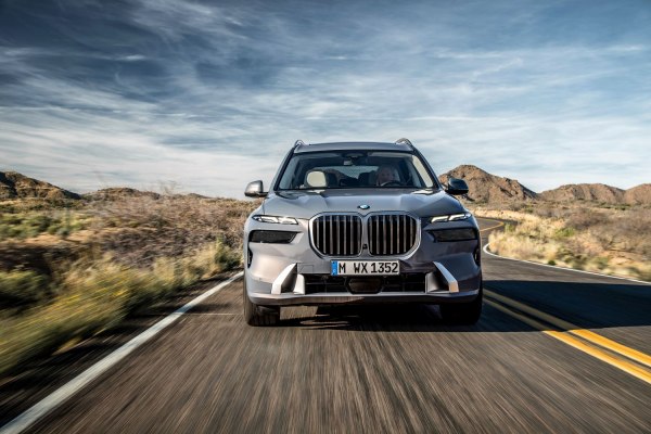 2022 BMW X7 (G07, facelift 2022) - Photo 1