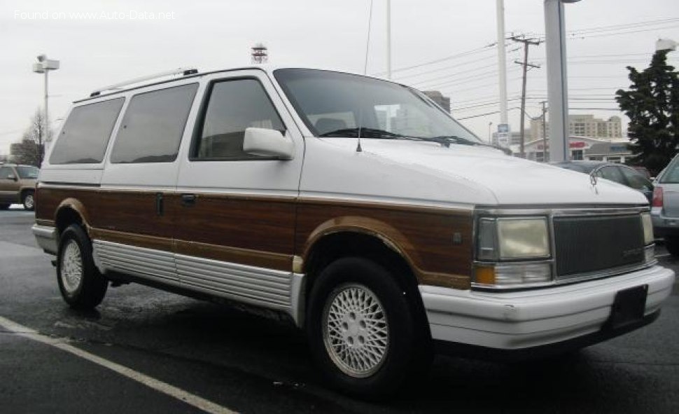 1990 Chrysler Town & Country I - Photo 1
