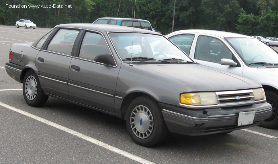 1988 Ford Tempo - Photo 1
