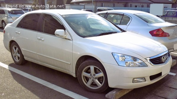 2003 Honda Inspire IV (UC1) - Photo 1